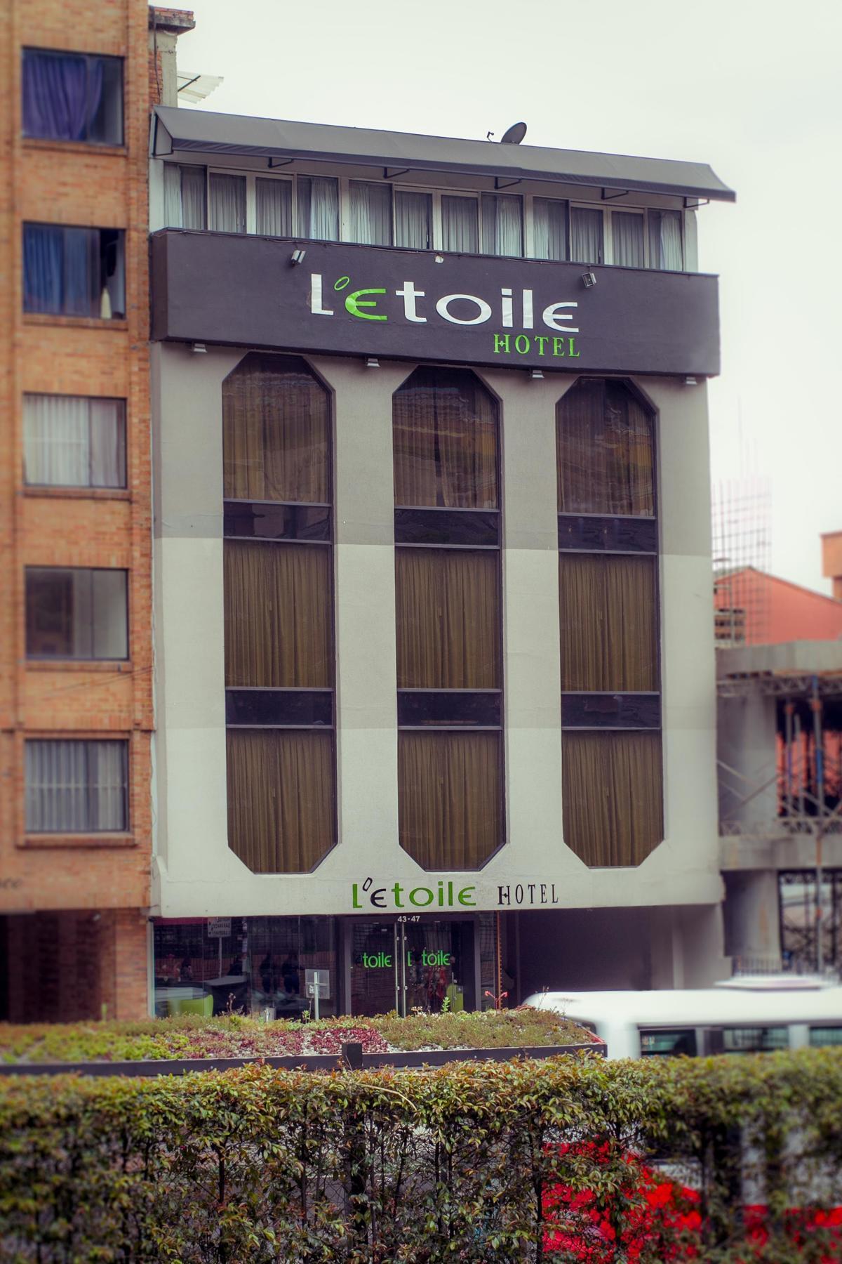 Hotel L'Etoile Javeriana Bogotá Exteriör bild