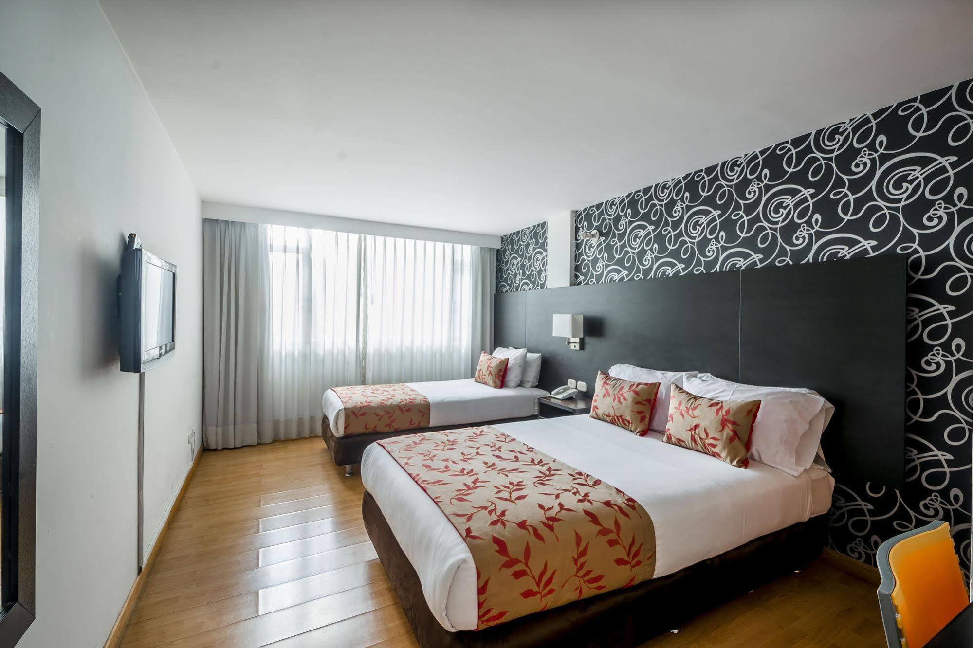 Hotel L'Etoile Javeriana Bogotá Exteriör bild